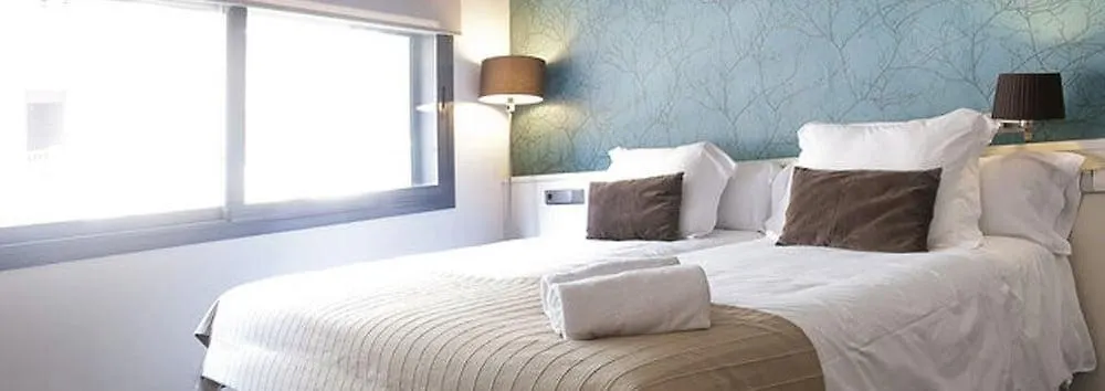 Barcelona Fifteen Central Aparthotel 2*,  İspanya